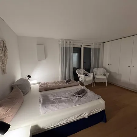 Seeglueck Seesehnsucht - Exklusive Mit Kamin Whirlpool-badewanne Und Seeblick Auf Der Halbinsel Hoeri Apartment *
