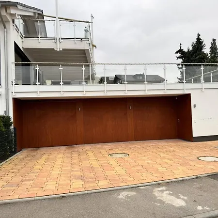 Seeglueck Seesehnsucht - Exklusive Mit Kamin Whirlpool-badewanne Und Seeblick Auf Der Halbinsel Hoeri *