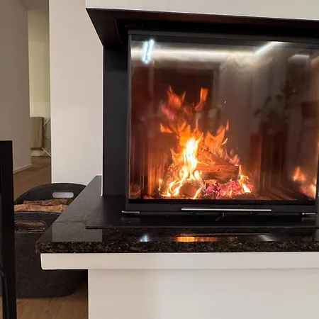Seeglueck Seesehnsucht - Exklusive Mit Kamin Whirlpool-badewanne Und Seeblick Auf Der Halbinsel Hoeri Гайнхофен